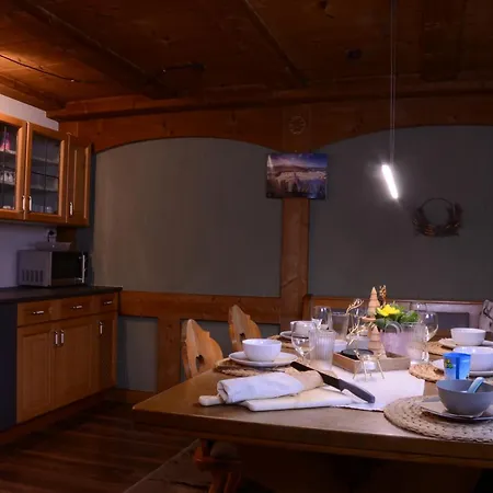 Beim Patzelt - In Holiday home Nesselwang
